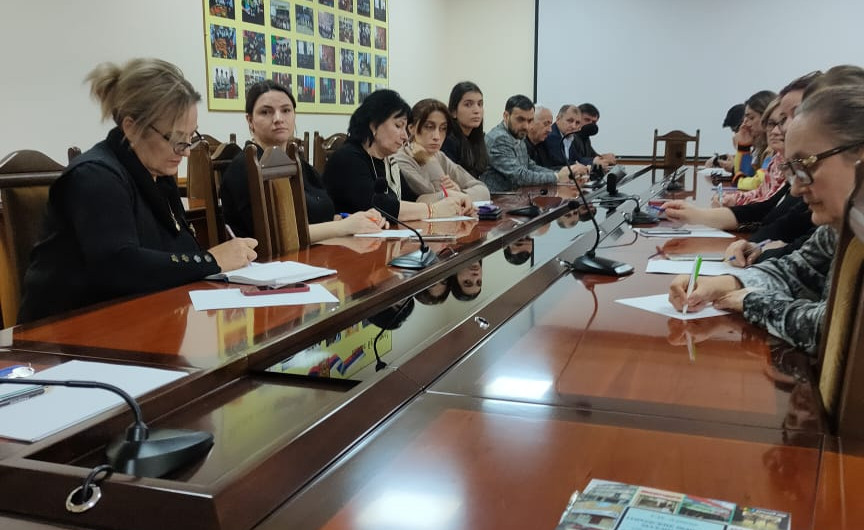 Поддержка образования и инноваций: Совещание с победителями конкурса Грантов Главы Республики Дагестан